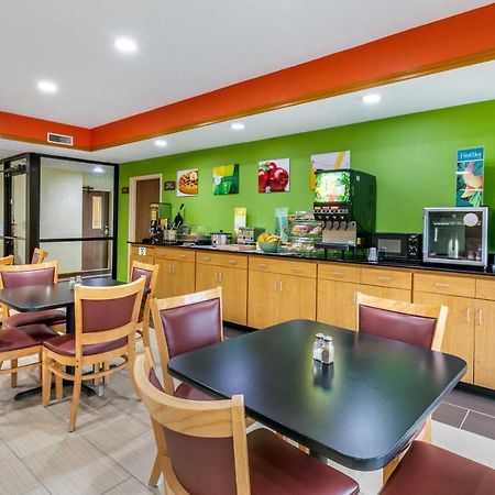 Quality Inn Rogersville Екстериор снимка